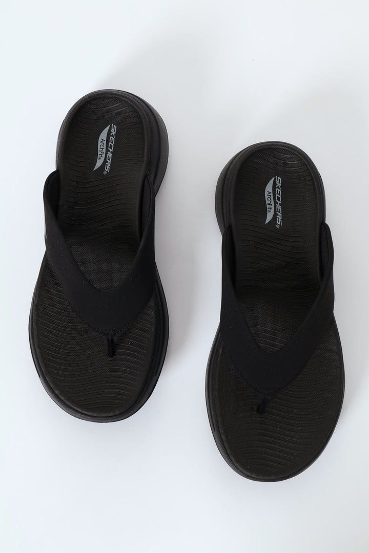 Go Walk Arch Fit Slip On Sandal - Black