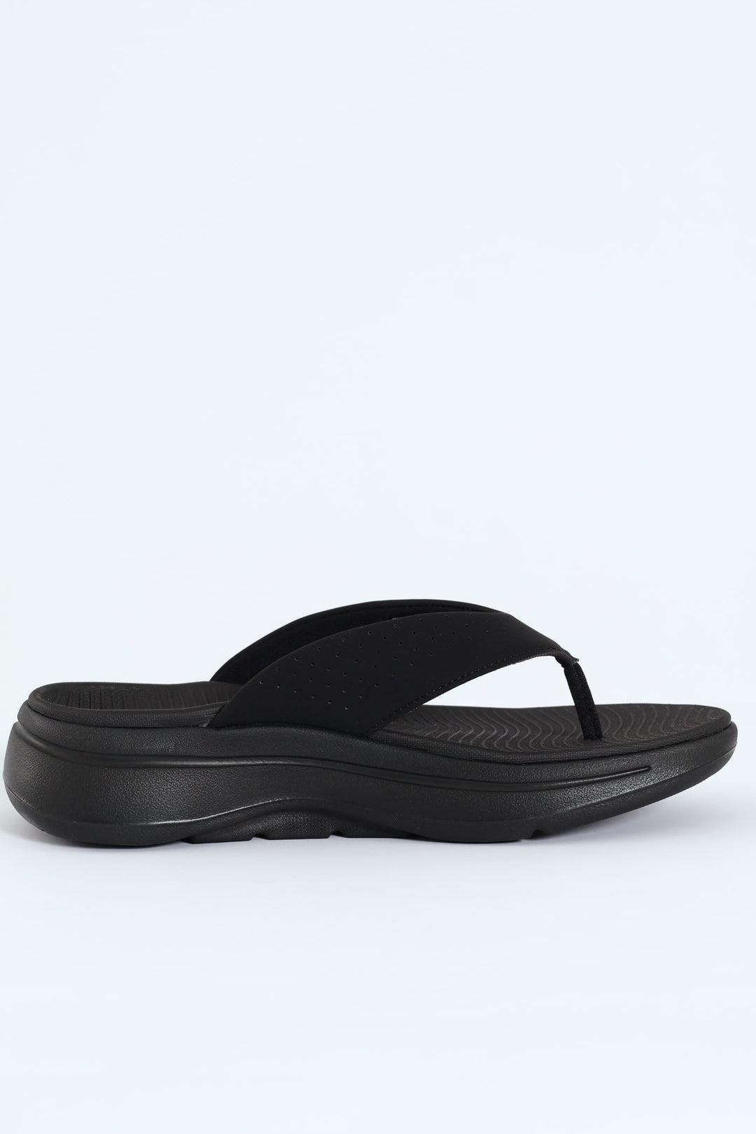 Go Walk Arch Fit Slip On Sandal - Black