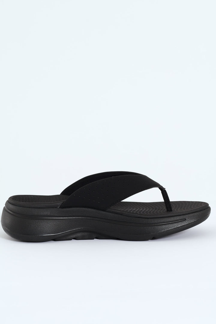 Go Walk Arch Fit Slip On Sandal - Black