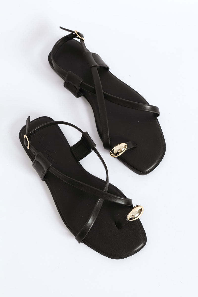 Crosstrap Detail Toe Post Sandal - Black