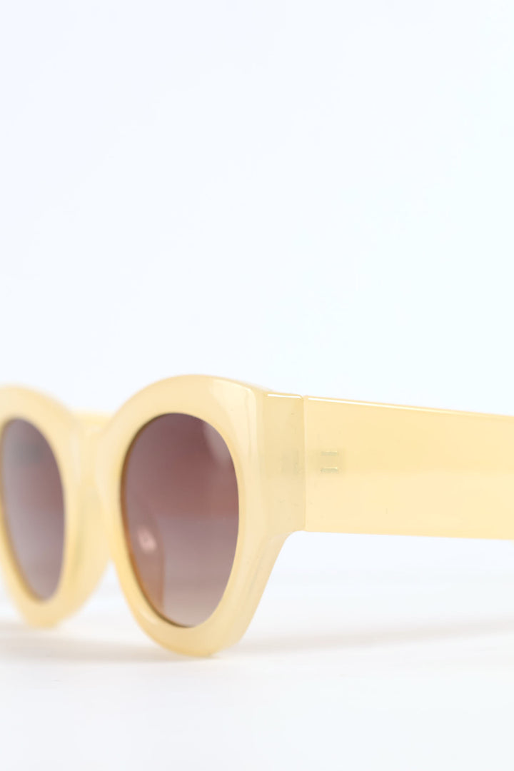 Narrow Oval Cateye Brown Gradient Lense Sunglasses - Light Yellow