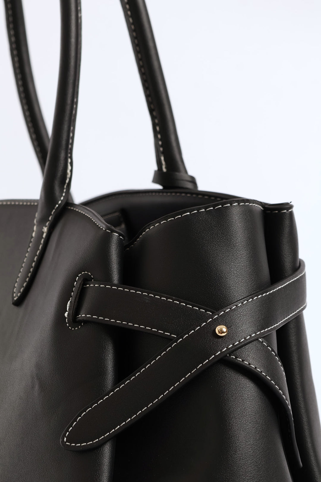 Curved Shopper With Side Tabs - Black