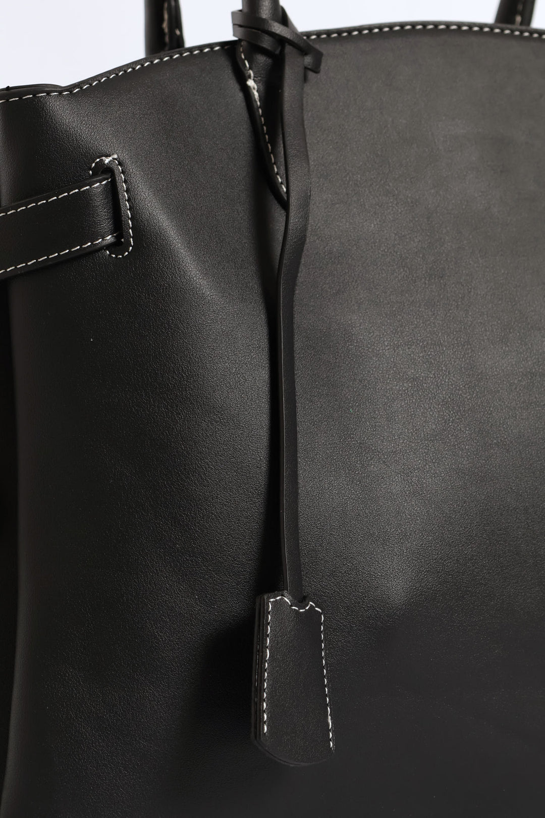 Curved Shopper With Side Tabs - Black