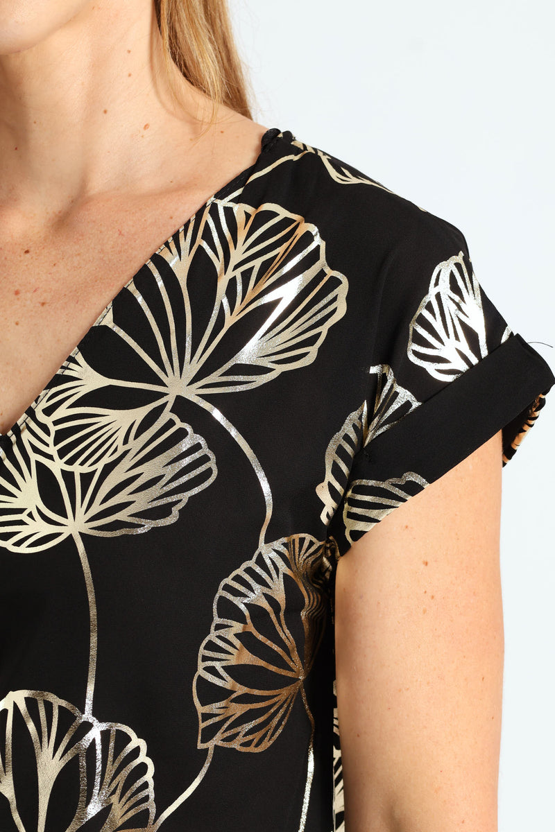 V-Neck Short Sleeve Formal Tee - Black