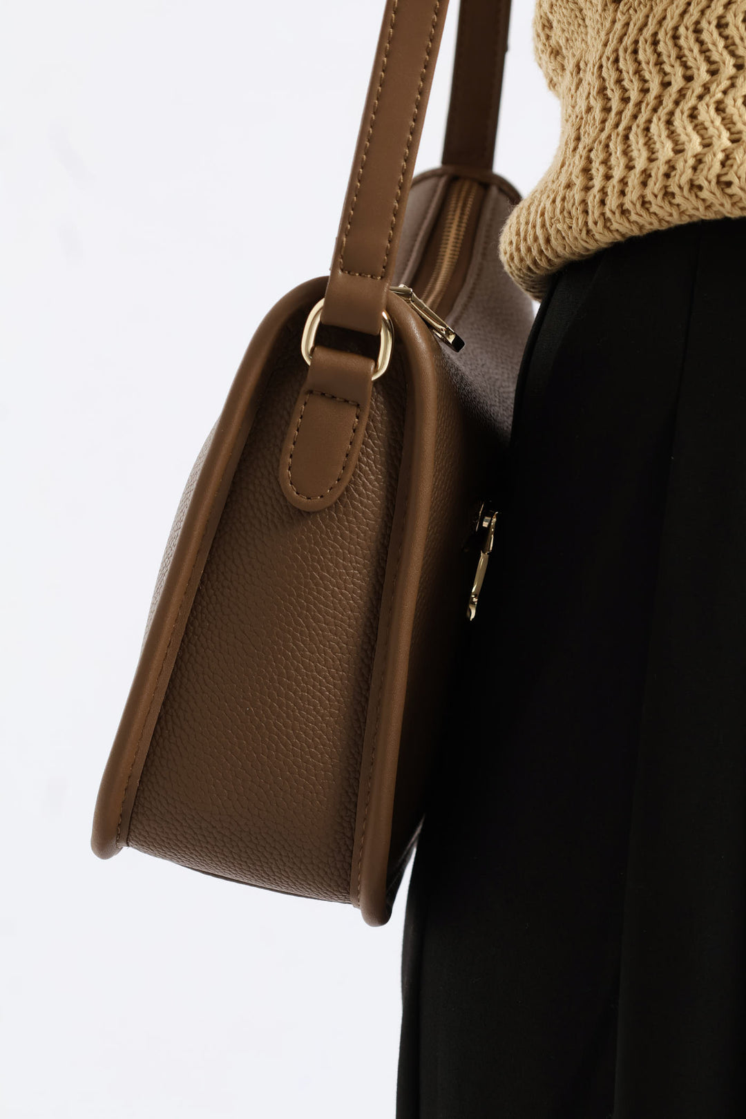 Lyon Sling Bag - Taupe