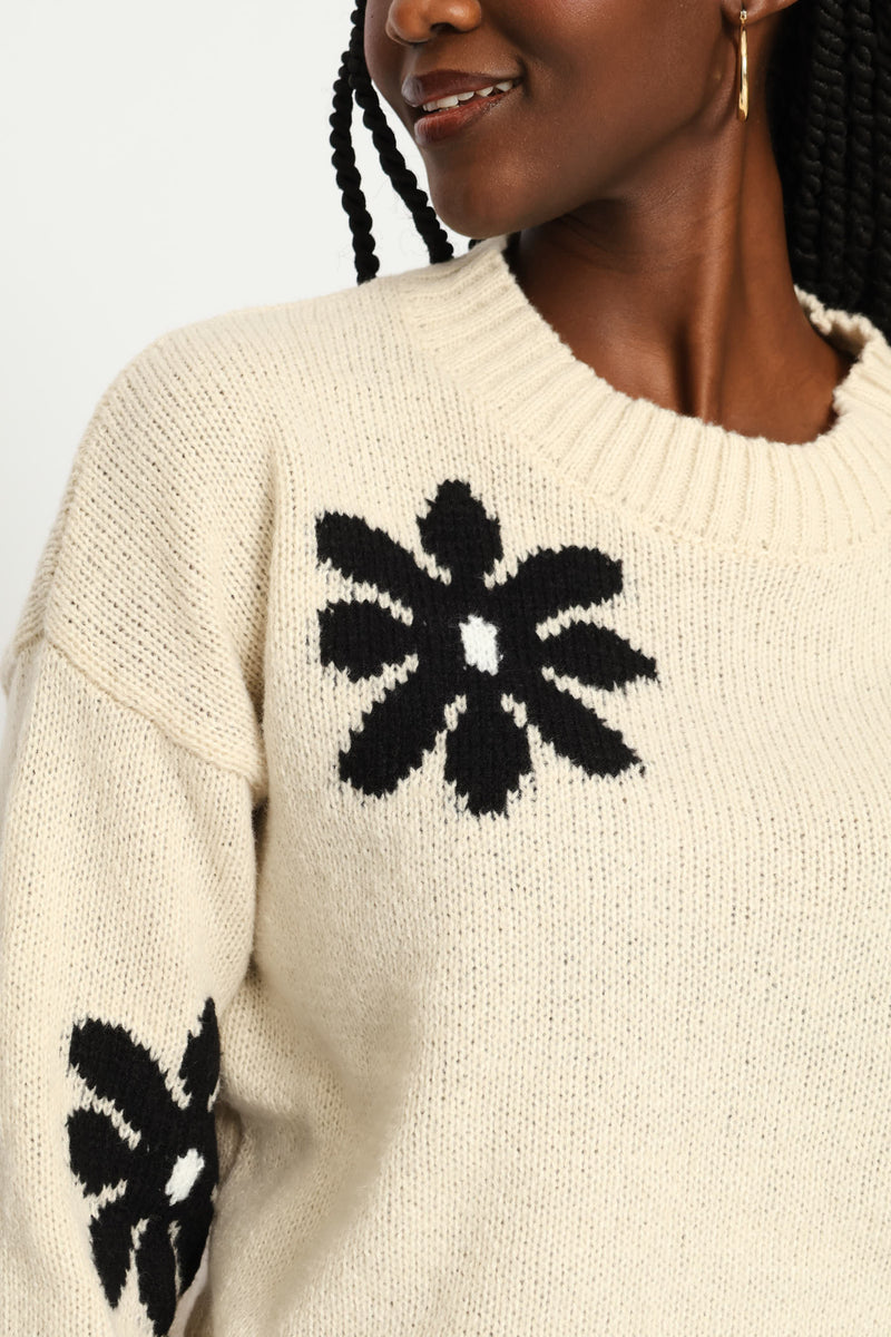 Jacquard Print Pullover - Cream/Black