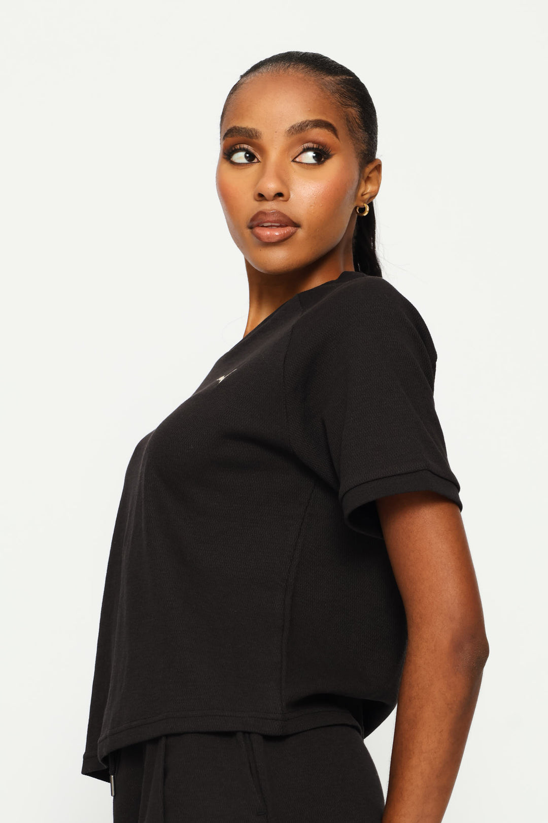 Class Relaxed Pinnacle Tee - Black