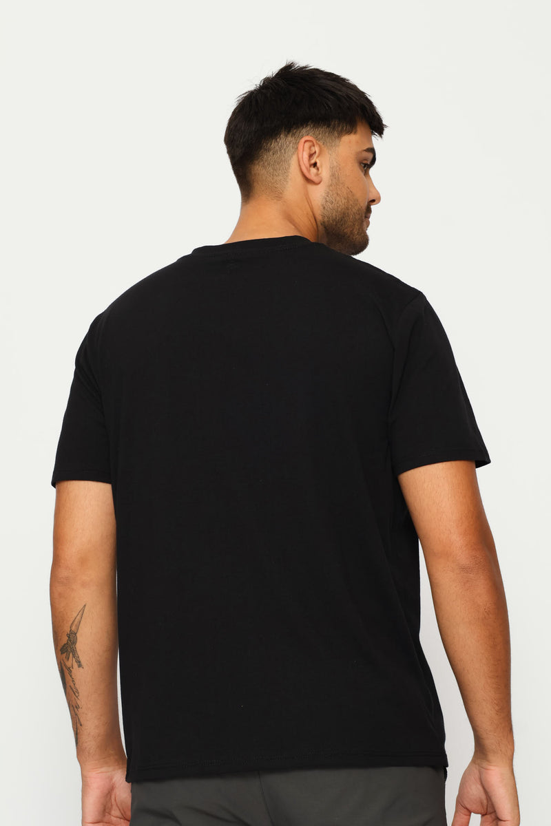 Skull Front Print Tee - Black