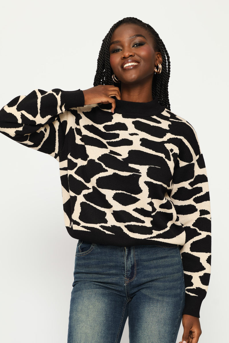 Abstract Monochrome Pullover - Black