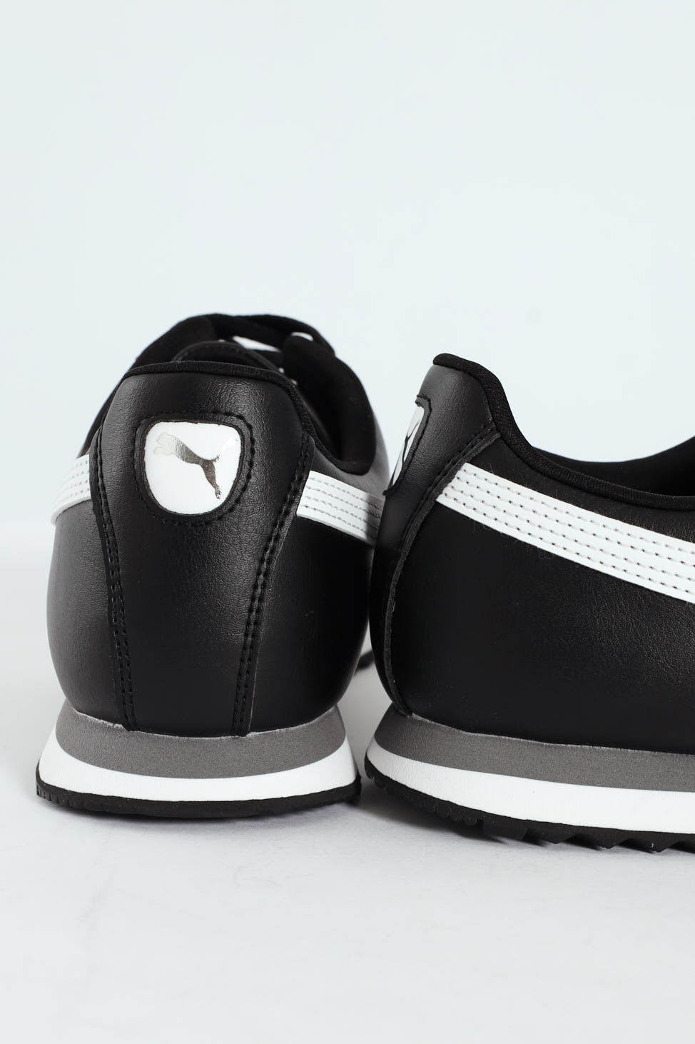 Roma Basic Sneaker - Black/White