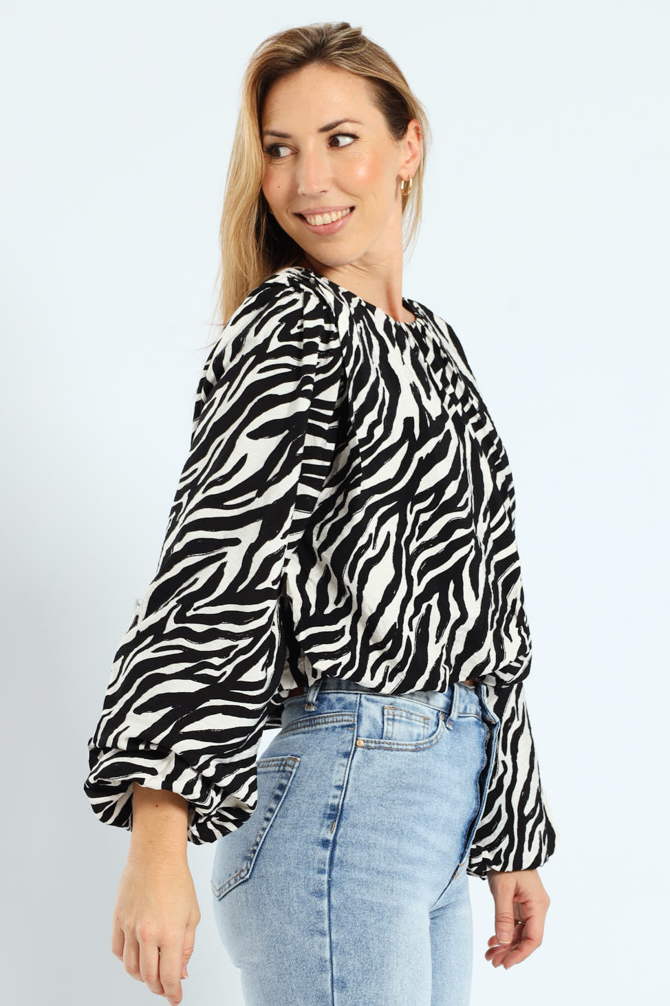 Zebra Puff Sleeve Bubble Hem Blouse - Cream/Black