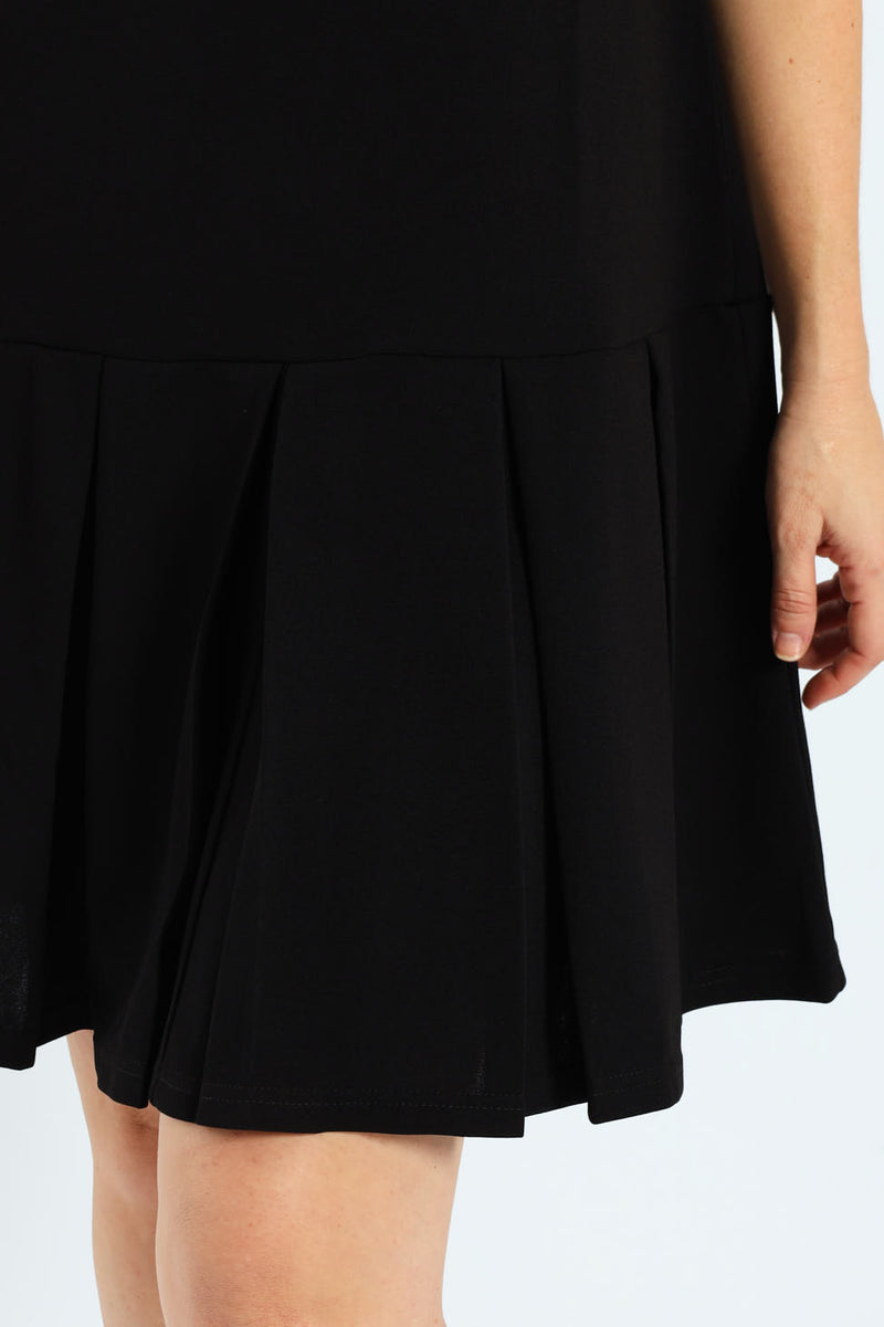 Box Pleated Hem Shift Dress - Black