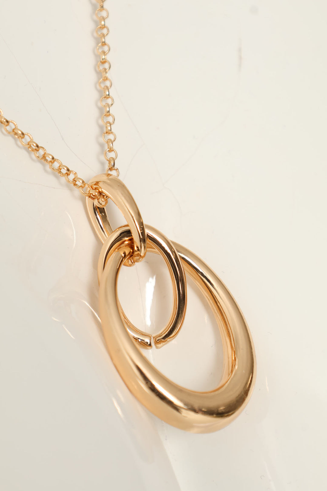 Long Oval Link Pendant Necklace - Gold