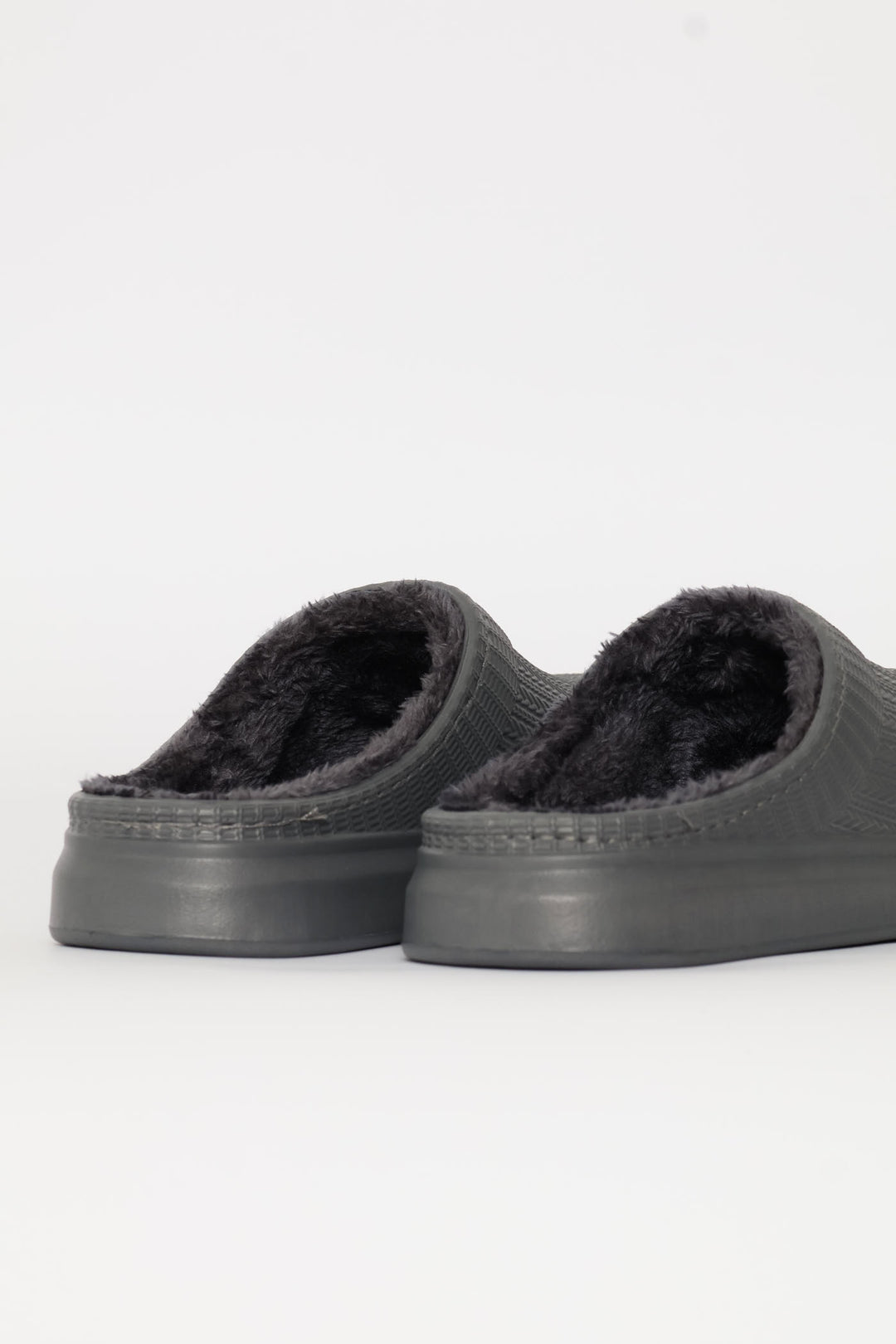Boys Fur Lined Moulded Slipper - Charcoal