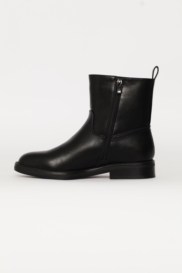 Round Toe Ankle Boot - Black