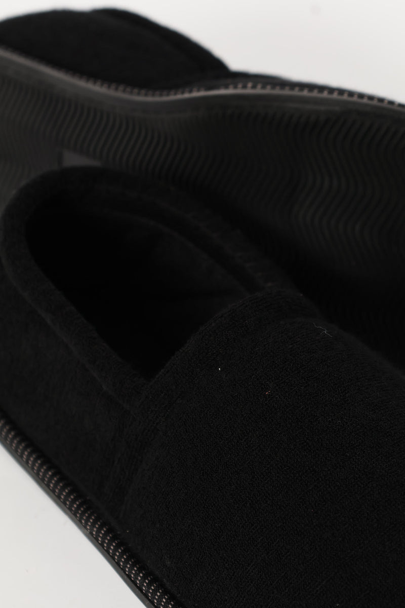 Basic Closed Back Slipper - Black