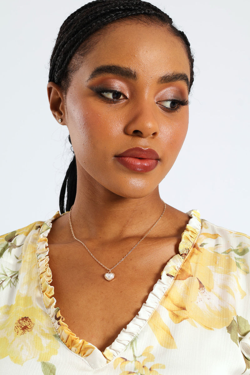 Pearl Heart Bead Pendant Necklace - Gold