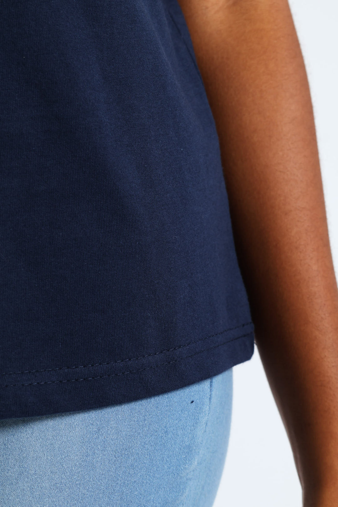 Flores Leaf Foil Tee - Navy