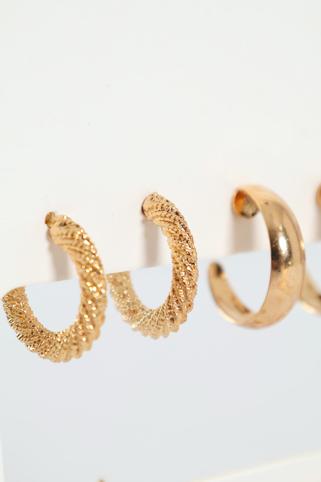 6 Pack Hoops With Pearl Beads - Gold