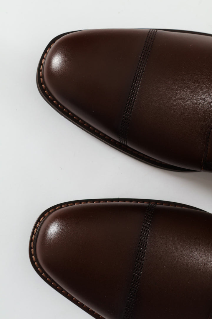 Leather Stitched Toe Cap Derby Shoe - Chocolate