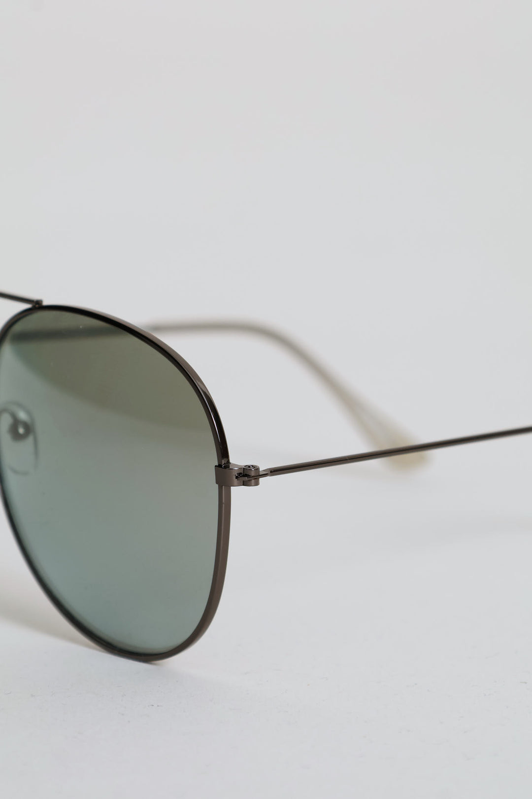 Oversize Gunmetal Aviator Sunglasses - Dark Grey