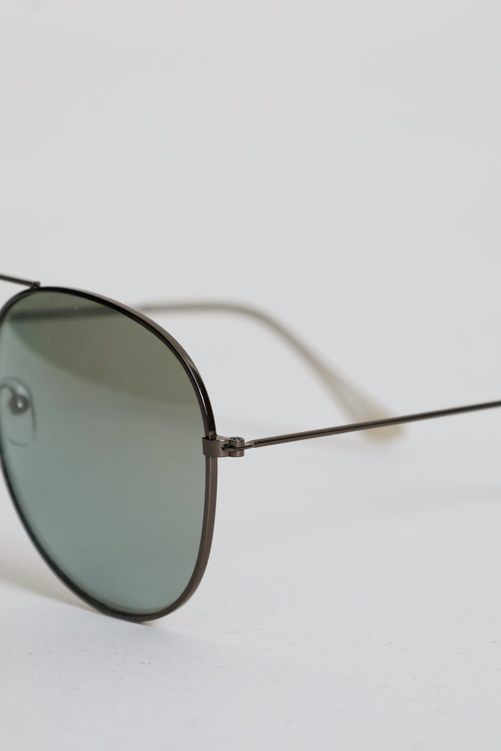 Oversize Gunmetal Aviator Sunglasses - Dark Grey