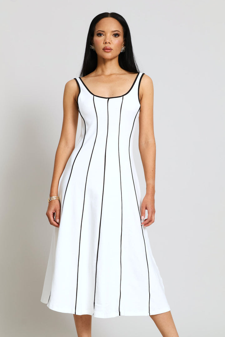 Panelled Fit & Flared Contrast Piping Knit Midi Dress - White/Black