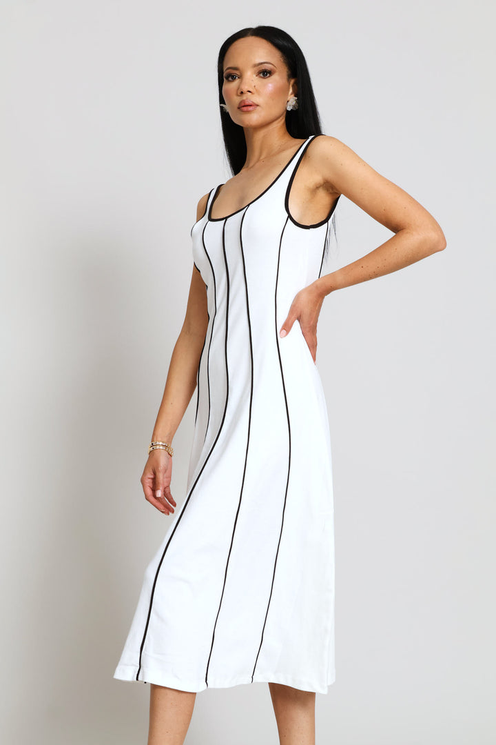 Panelled Fit & Flared Contrast Piping Knit Midi Dress - White/Black