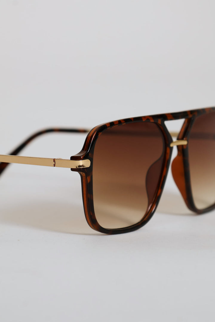 Gradient Gold Trim Aviator Sunglasses - Tortoise Shell