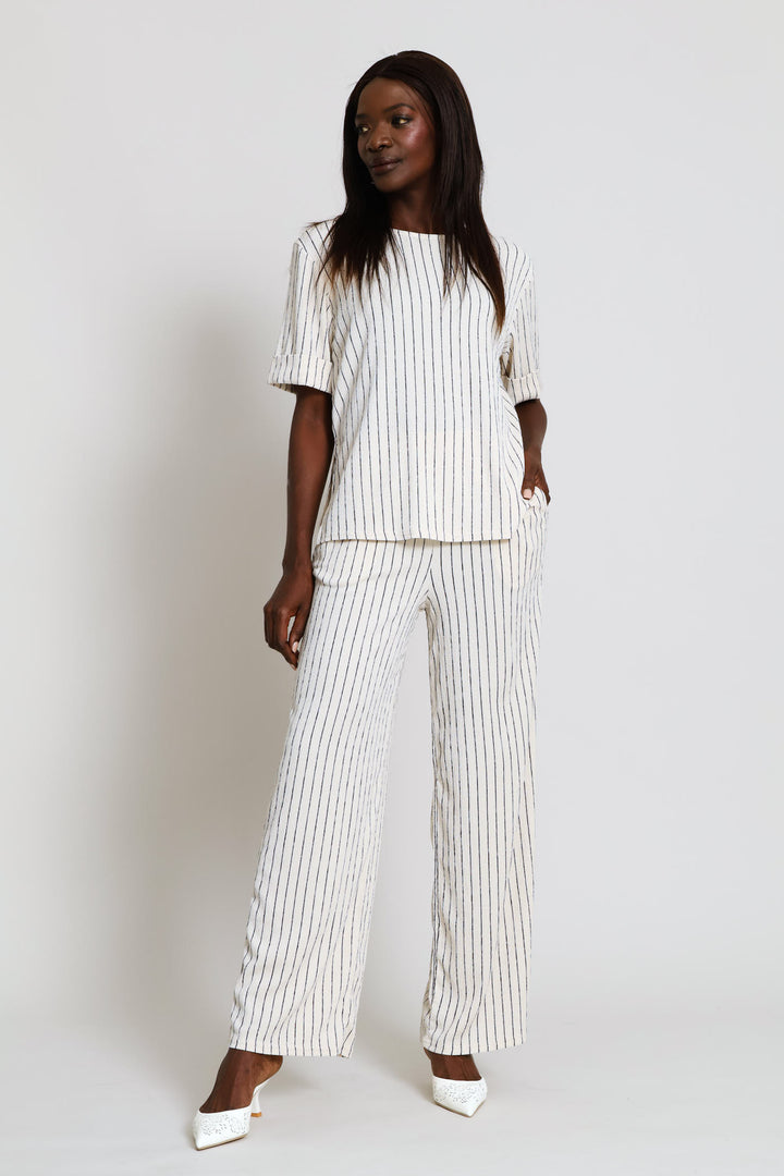 Turnup Sleeve Relaxed Crinkle Tee - Stone/Black