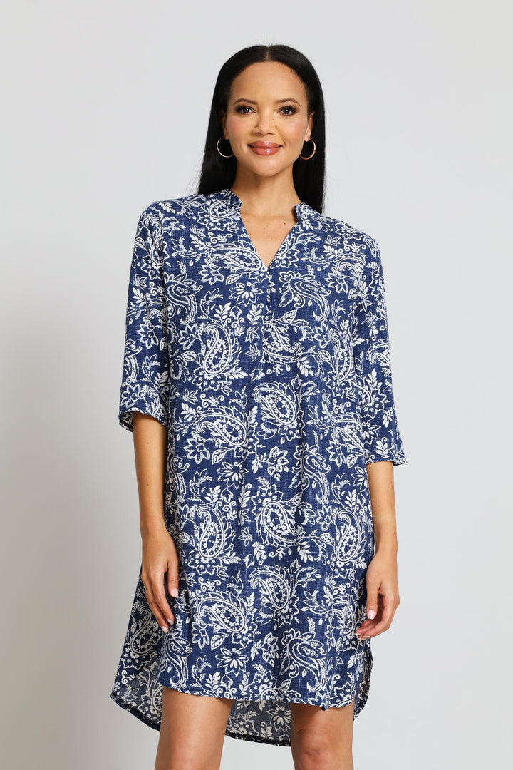 Mandarin Collar Pleat Front Print Shift Dress - Cream/Navy