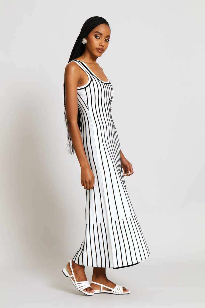 V-Neck Constrast Knitwear Midi Dress - White/Black