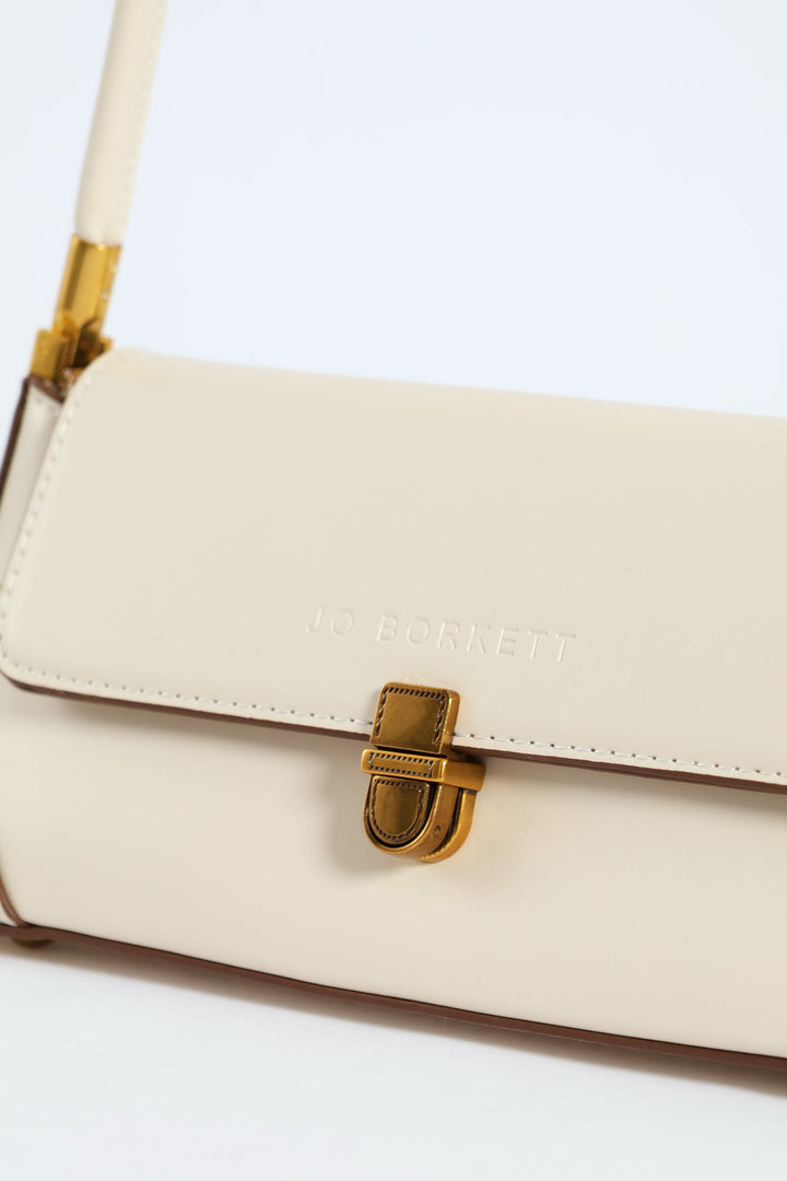 The Courtney - Cream