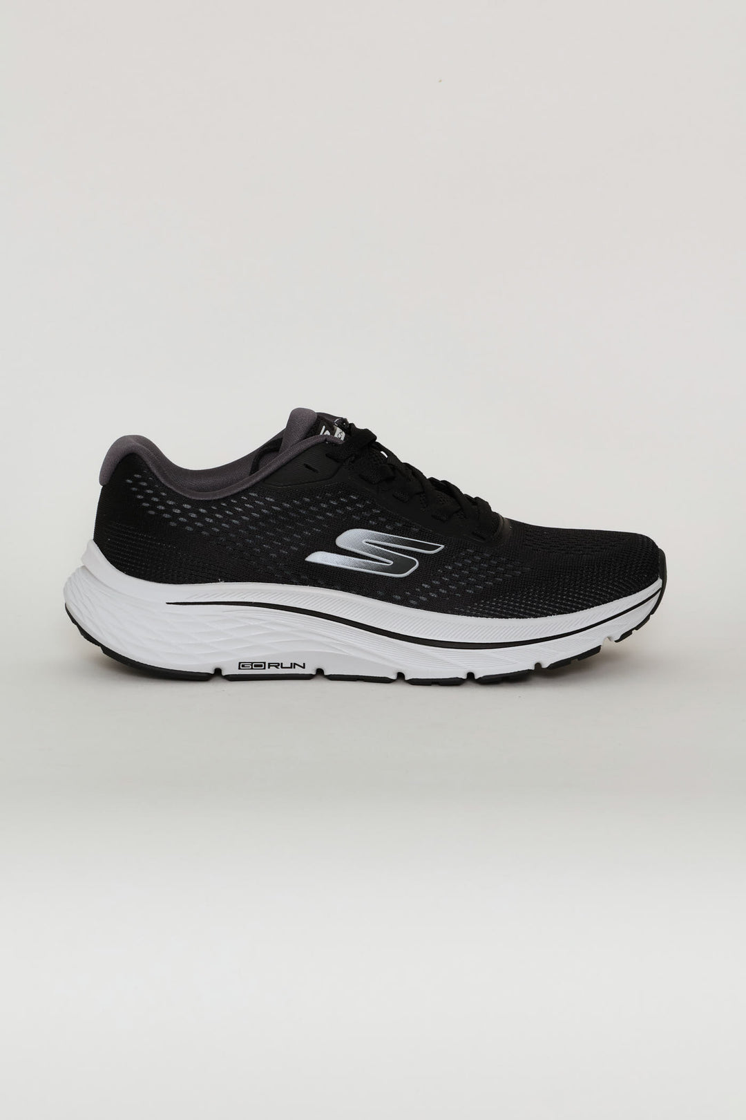 Go Run Consistent Sneaker - Black/Grey