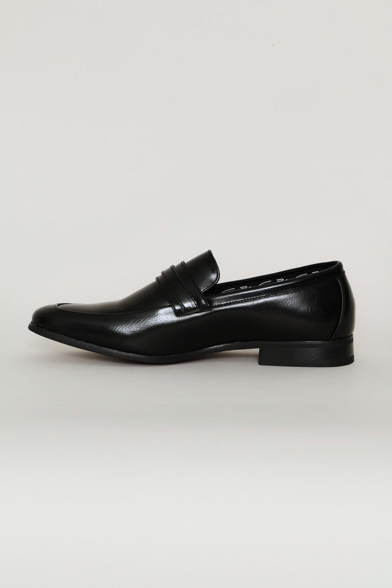 Kyan Trim Detail Slip On - Black