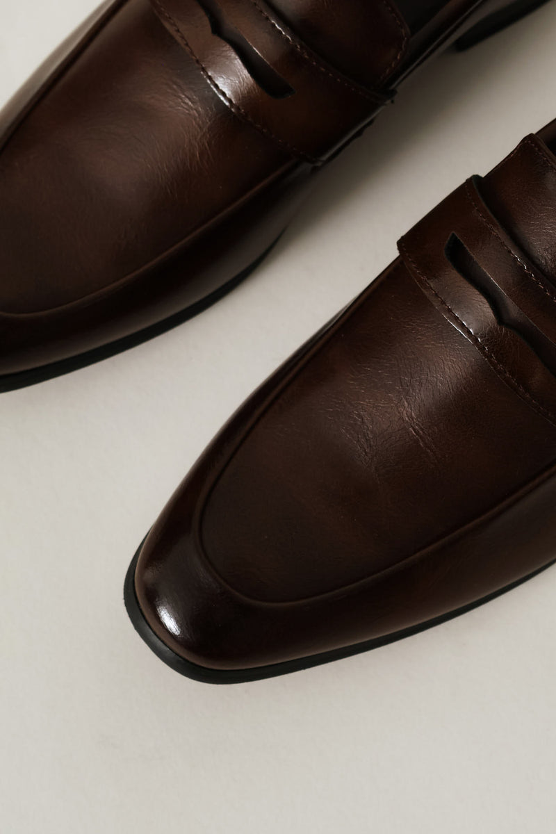 Gianni Band Detail Slip On - Brown