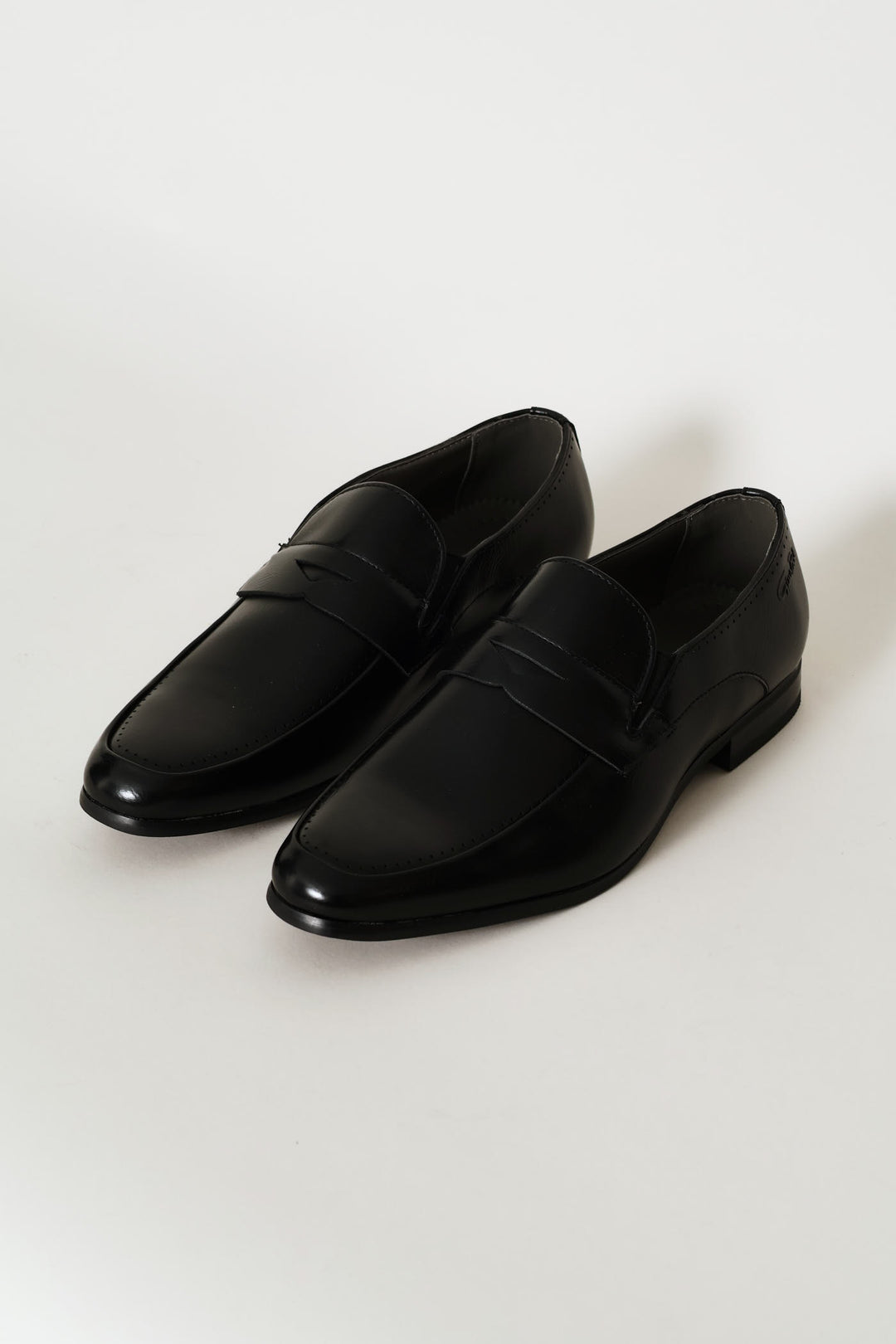 Alfonso Band Detail Slip On - Black