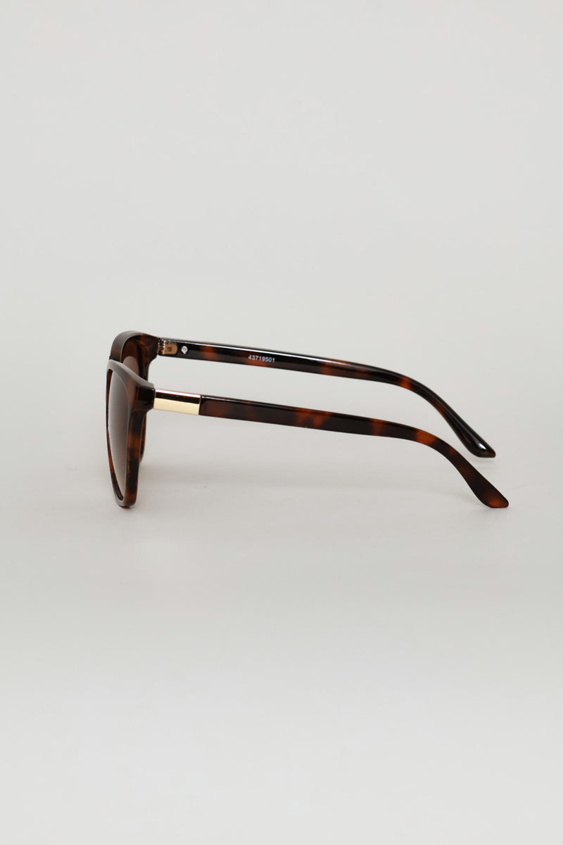 Cat Eye Gold Detail Lense Sunglasses - Tortoise Shell