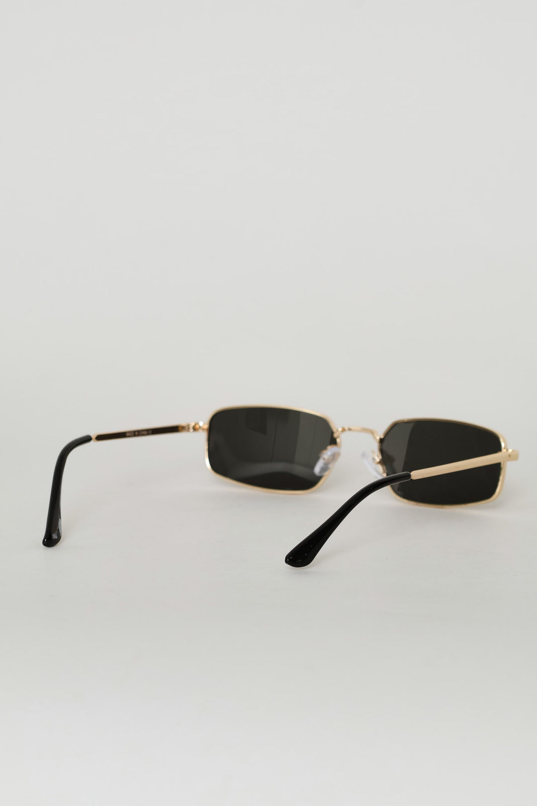 Black Tip Sunglasses - Gold