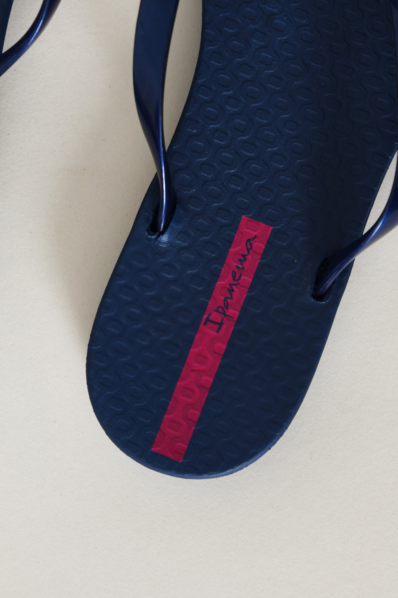Wave Thong Sandals - Navy