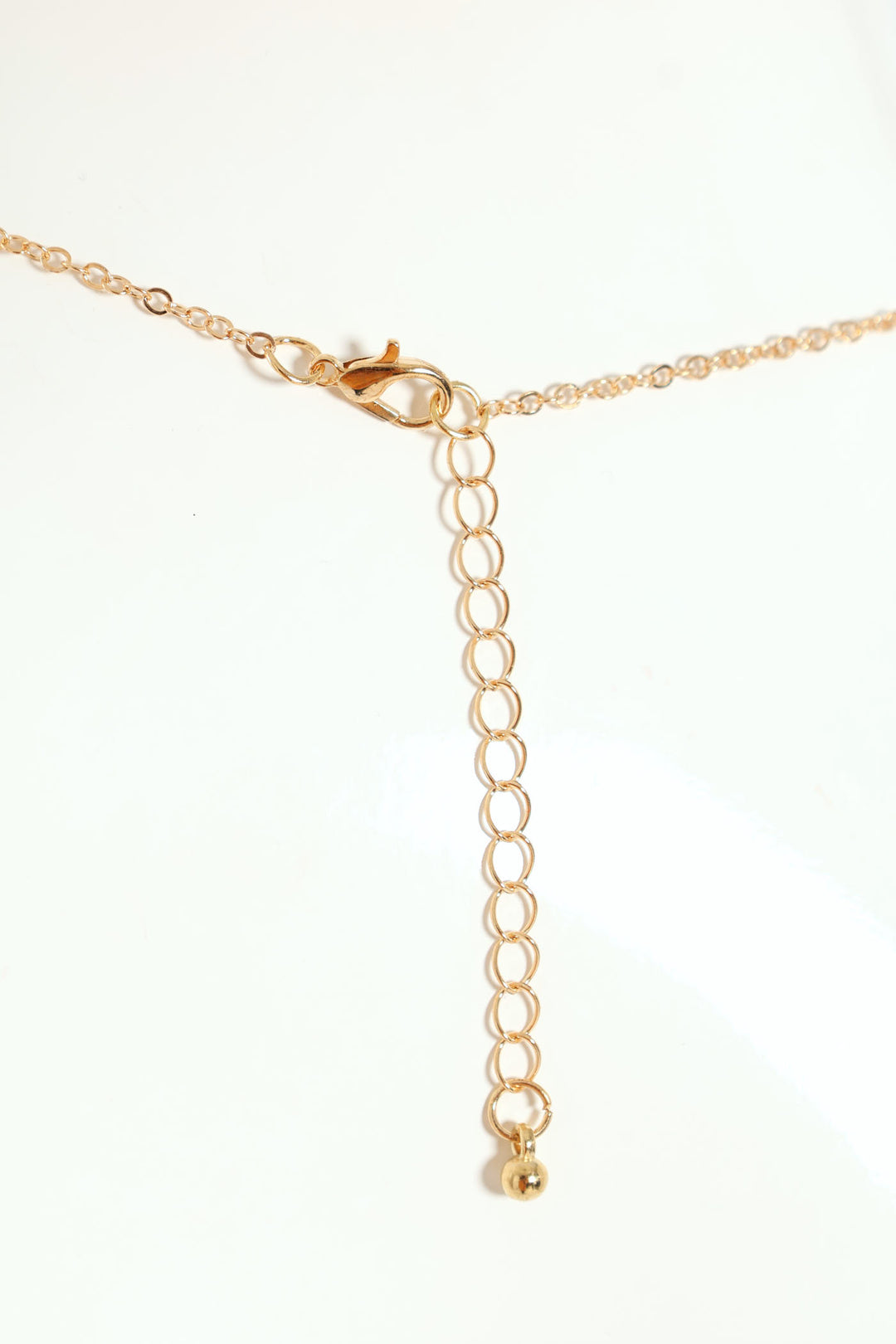 Cutout Floral Pendant Necklace - Gold