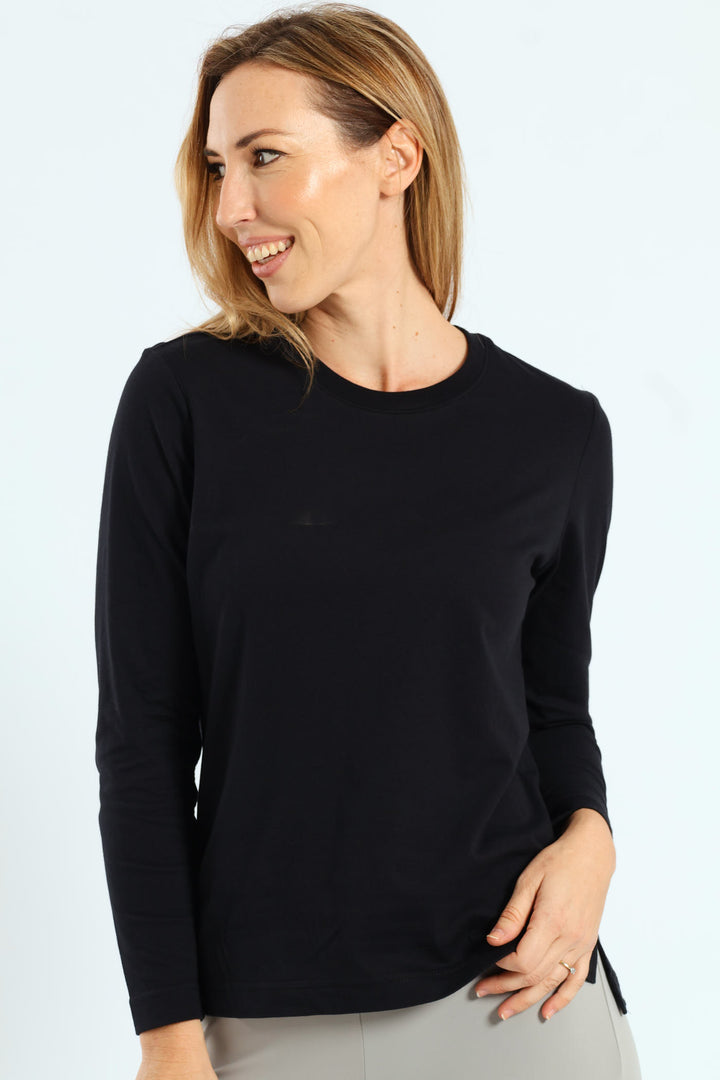 Boxy Step Hem Crewneck - Black