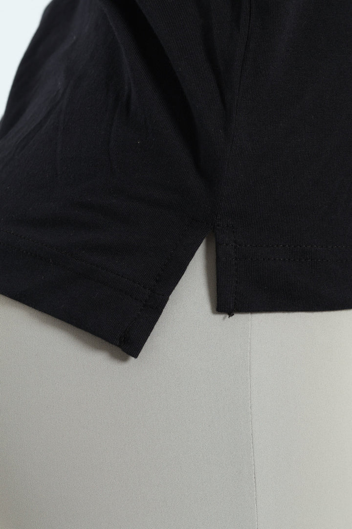 Boxy Step Hem Crewneck - Black