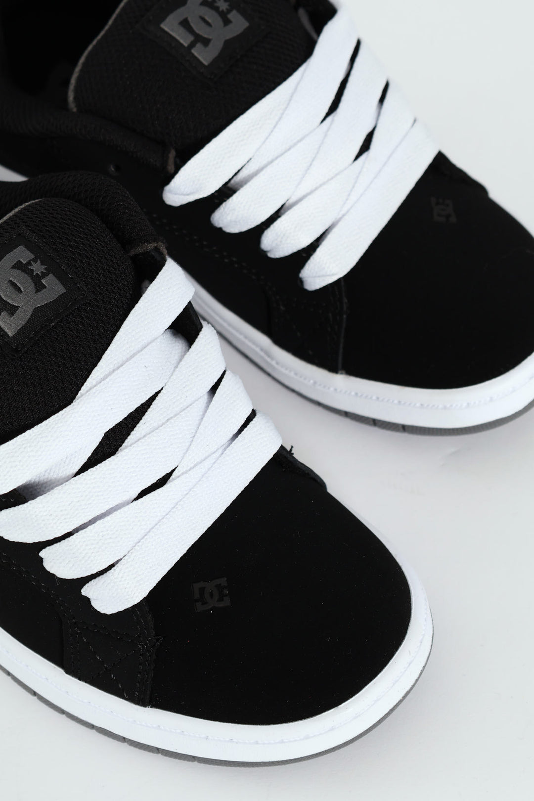 Boys Graffik Skate Court Shoe - Black