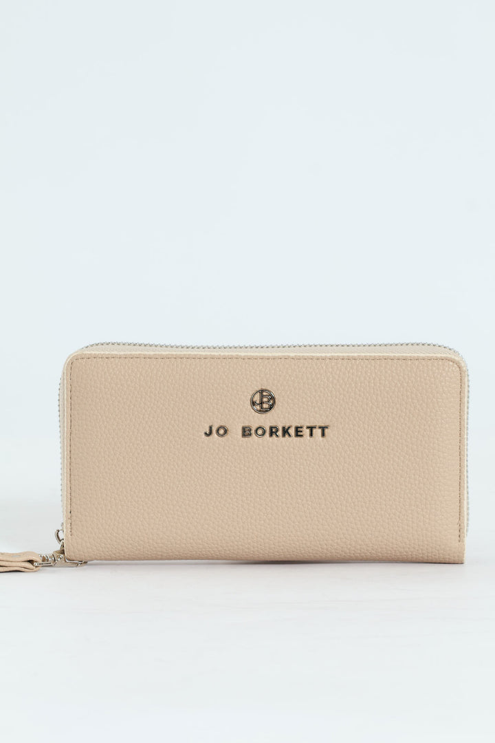 Nikki Pebble Zip Around Purse With Handstrap - Beige