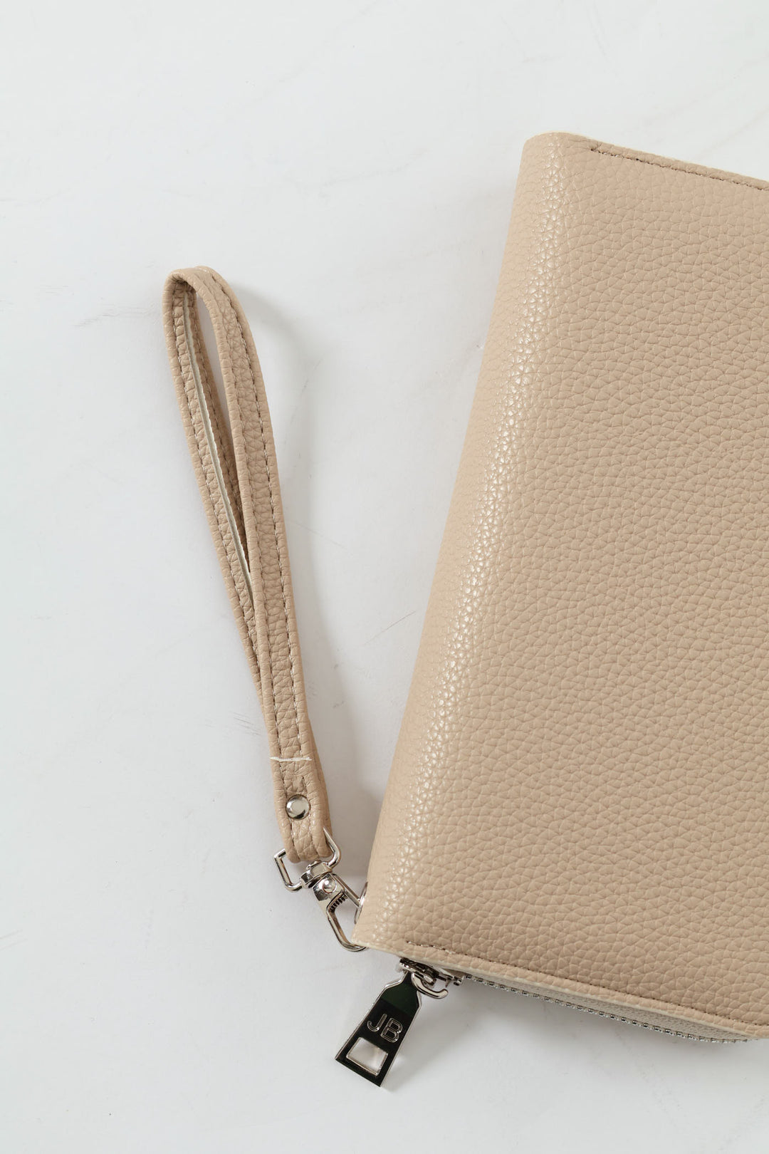 Nikki Pebble Zip Around Purse With Handstrap - Beige