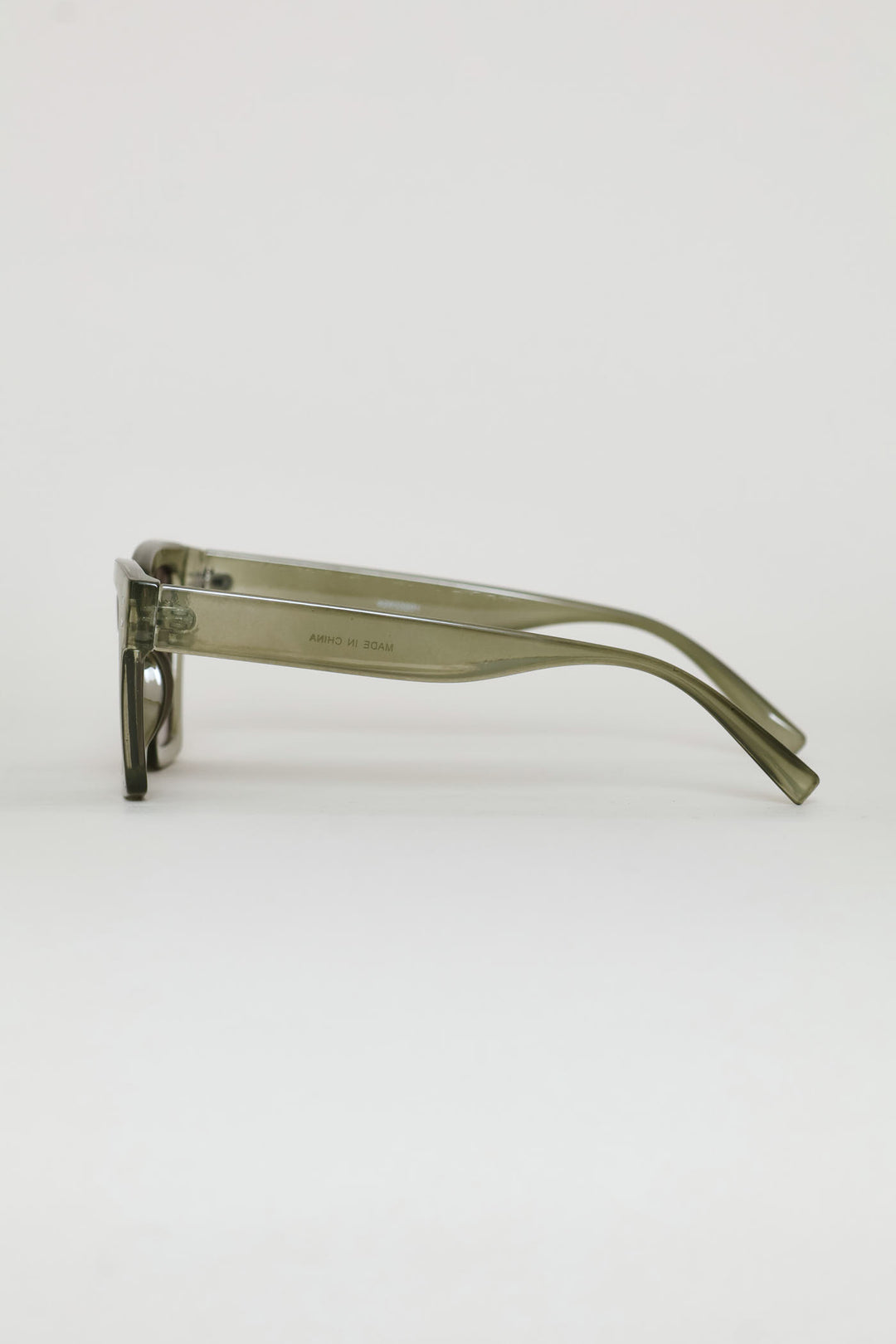 Smoke Gradient Lens Sunglasses - Olive