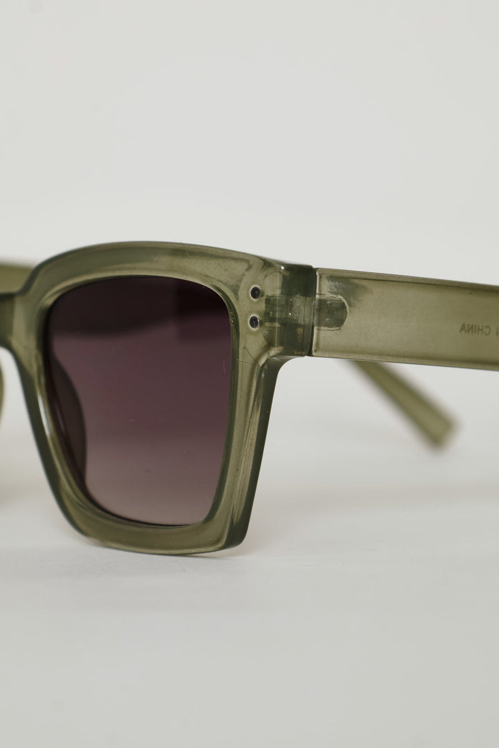 Smoke Gradient Lens Sunglasses - Olive