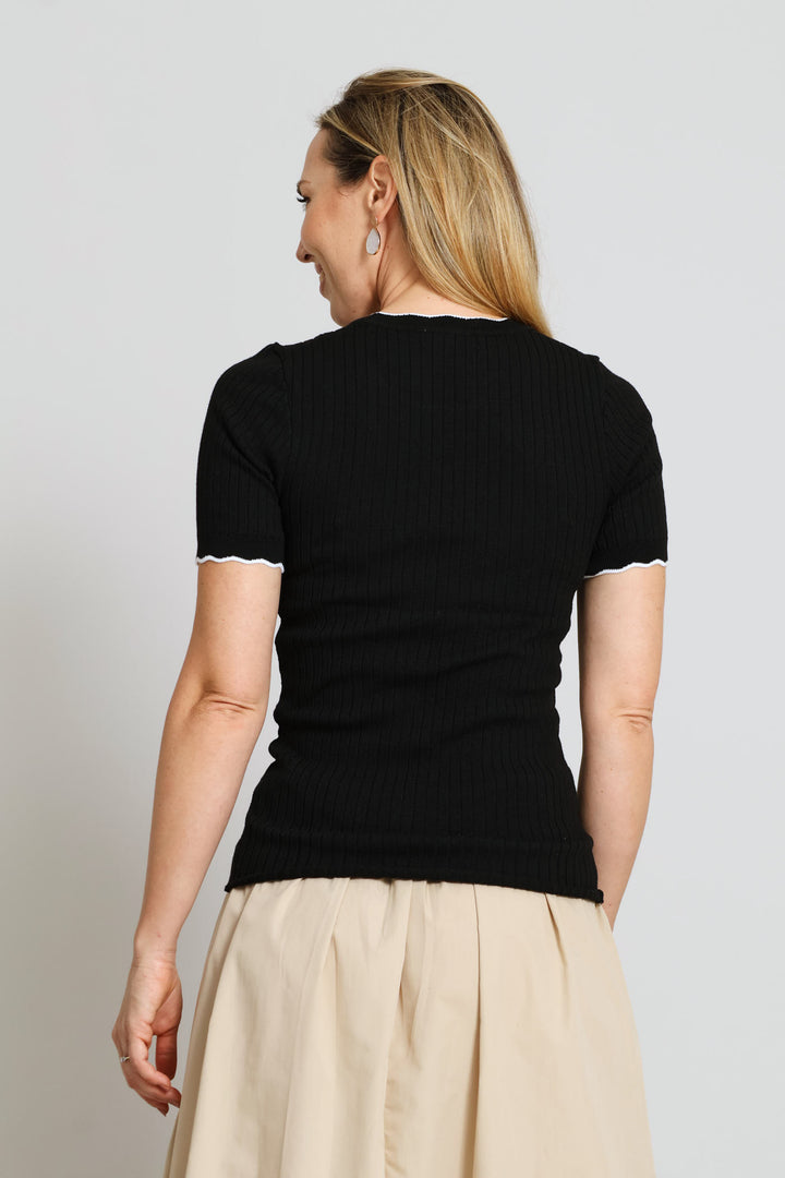 Scallop Trim Knitwear Tee - Black