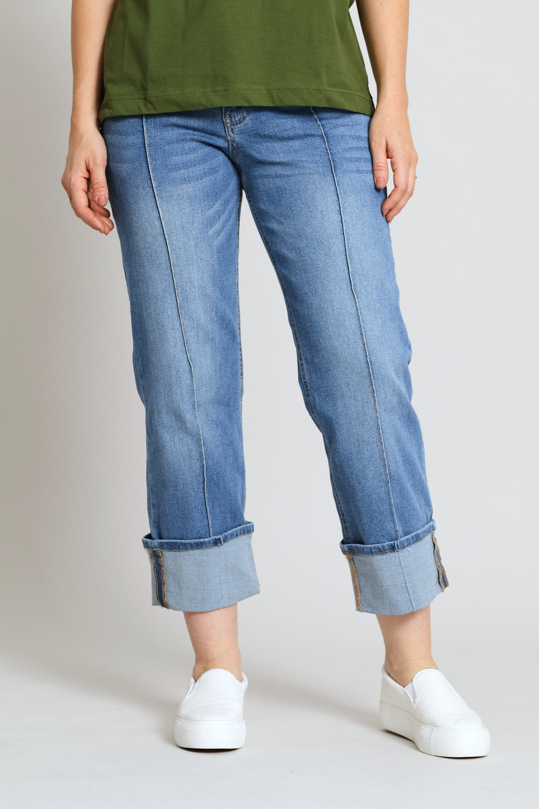 Turnup Relaxed Straight Denim With Seam Detail - Light Wash